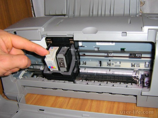 Как заменить картридж принтера
